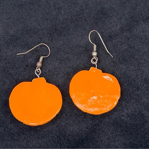 Vintage 90’s Halloween Earrings Jackolantern Wooden Painted Orange Goth Fun - Picture 2 of 10
